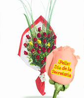 Ramo de Rosas con 3 Personalizadas 